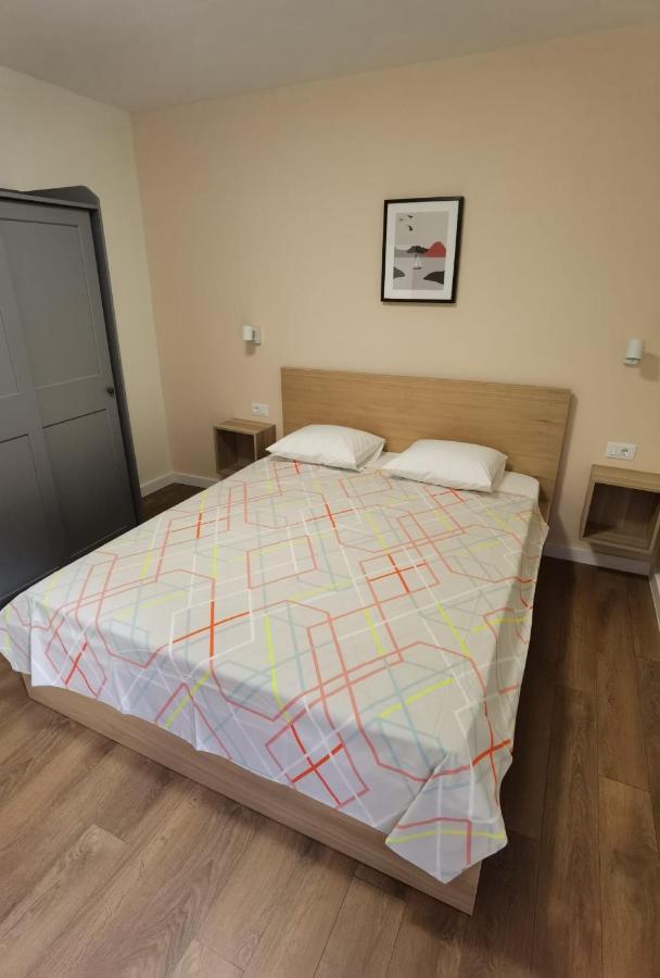 Apartment Style 2br*** Split