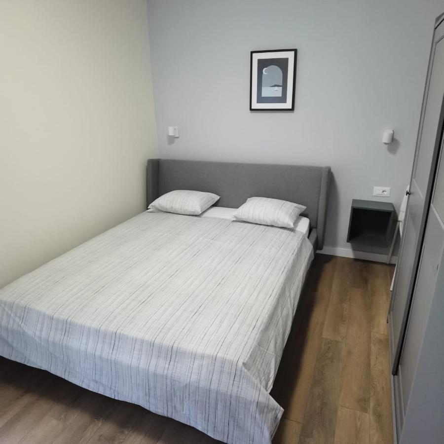 Apartment Style 2br*** Split
