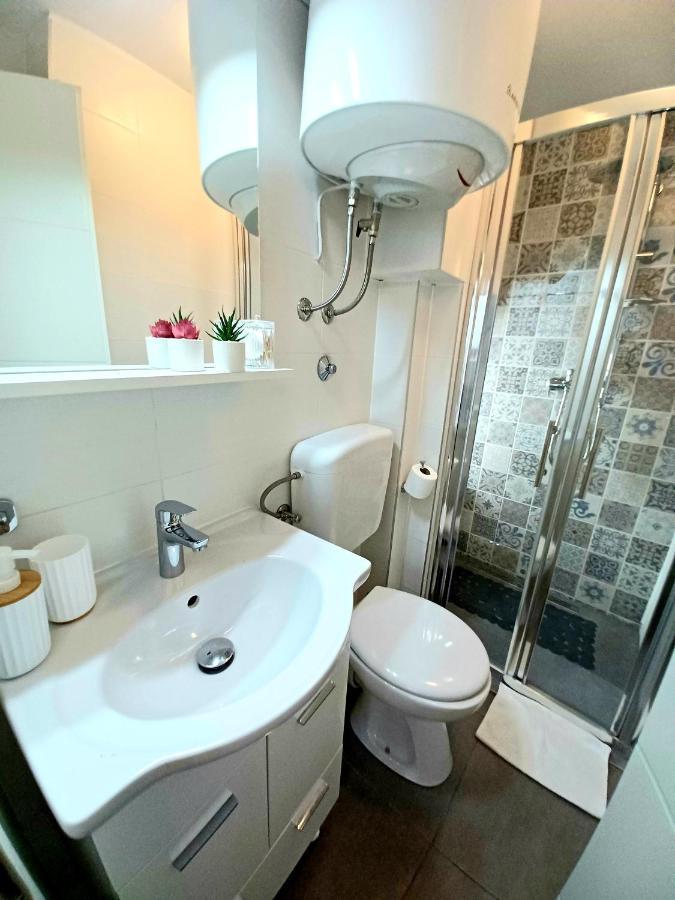 Apartman Studio Pomalo/ Take It Easy *