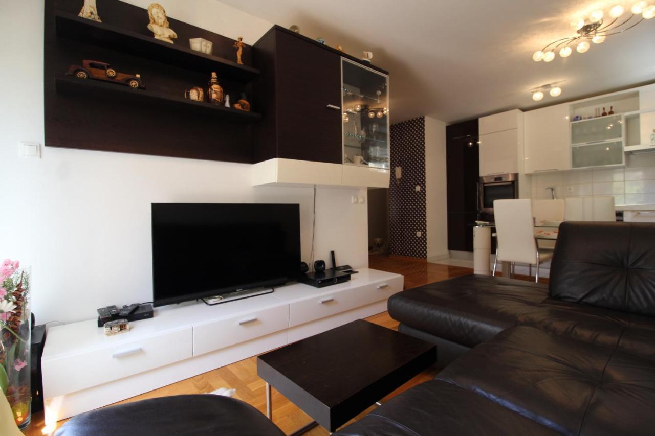Macadamia With Garage Parking *