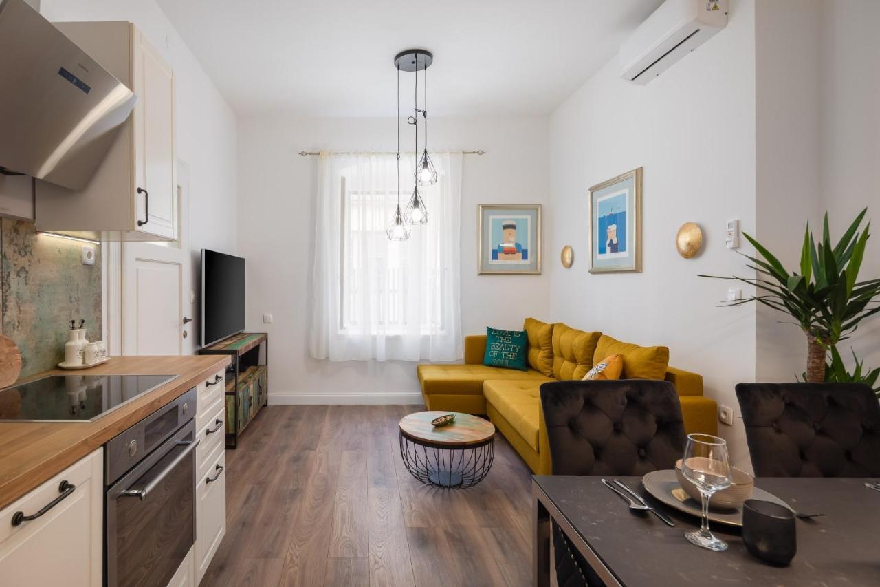 Apartment Luxury Toni *