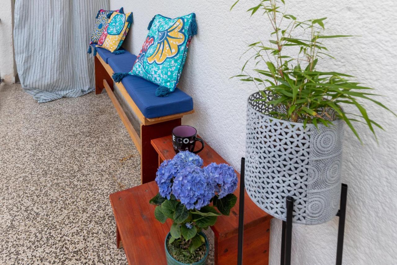 Spacious With Balcony & Walk To Old Town Apartman Split
