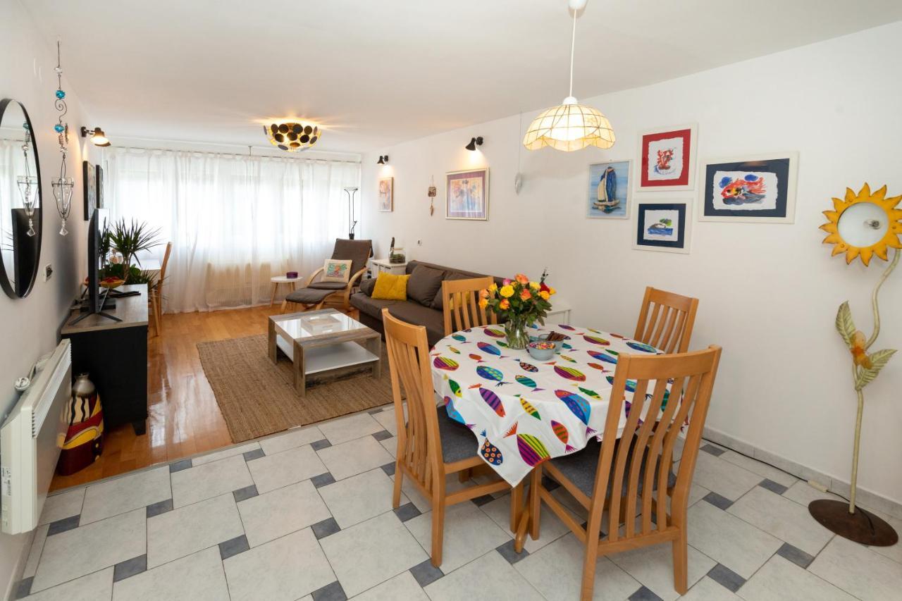 Spacious With Balcony & Walk To Old Town * Split