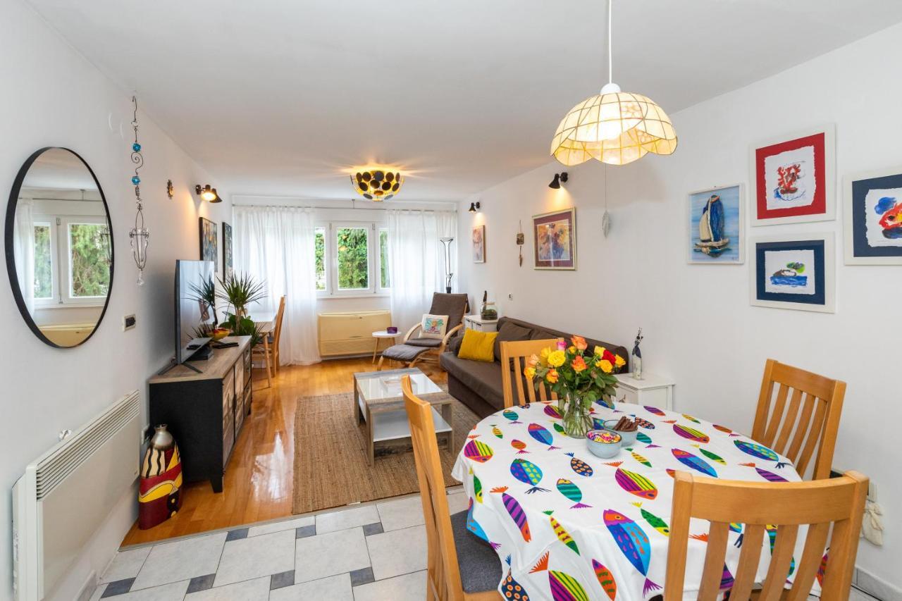 Spacious With Balcony & Walk To Old Town * Split