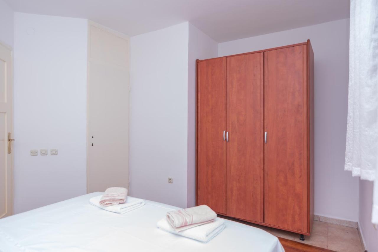 Palm Garden In Center With Big Terrace Apartman Split