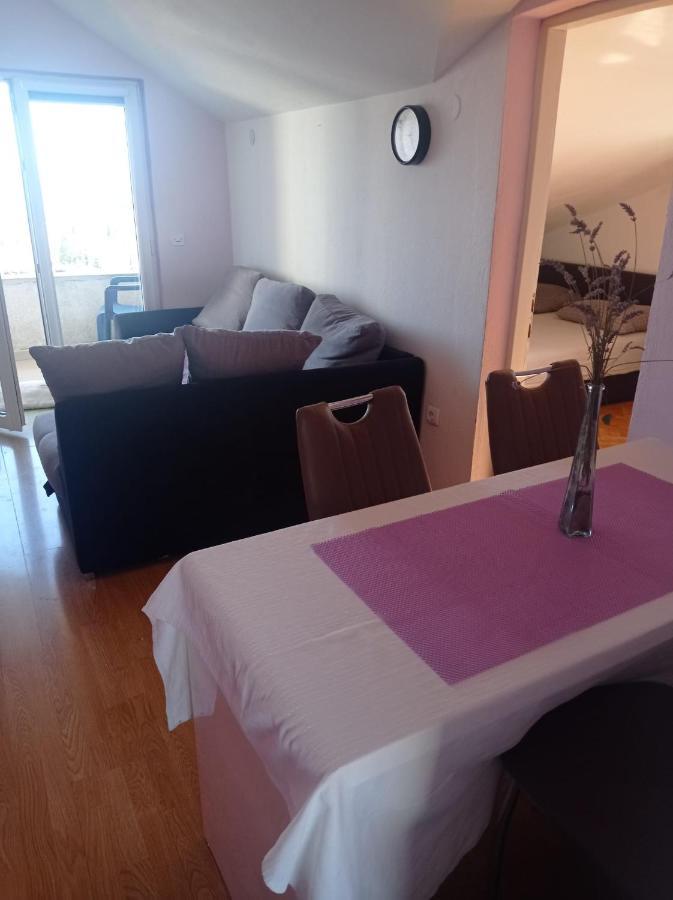 Tomisa Apartment