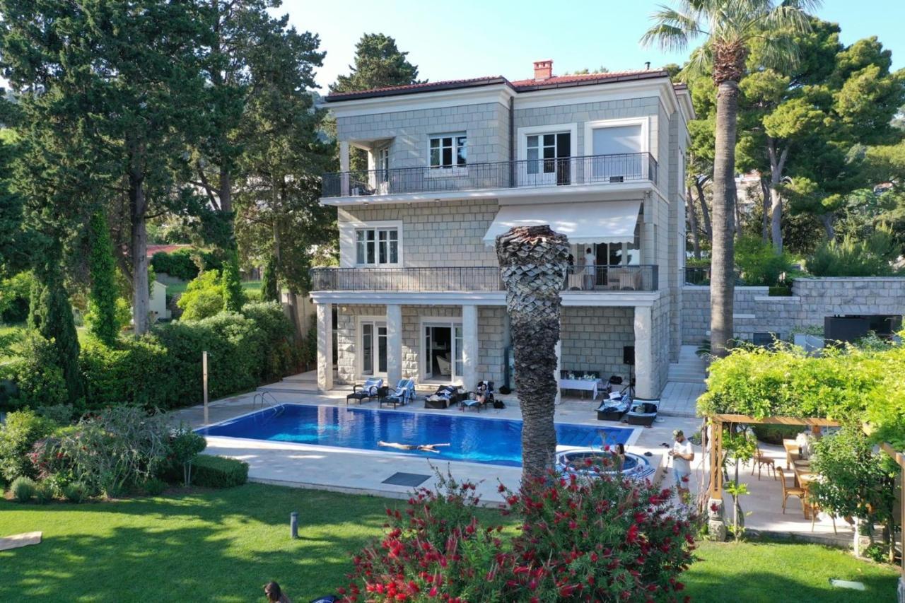 Castello Split: Luxury Seafront With Private Pool And Villa Split