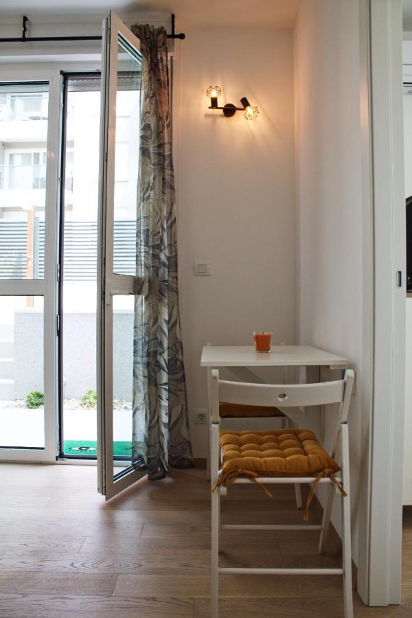 Cozy Seaside With Pool & Terrace Appartement Split