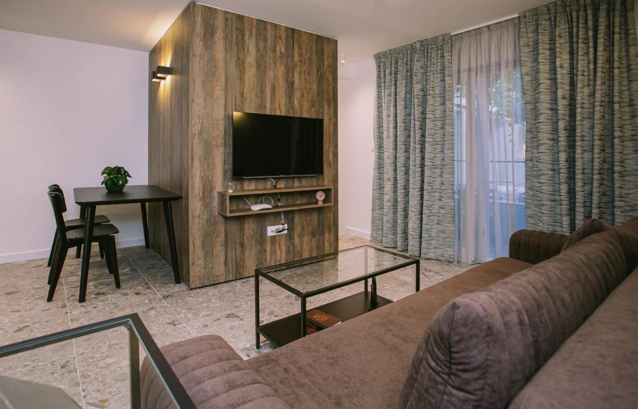 Toni Apartment *