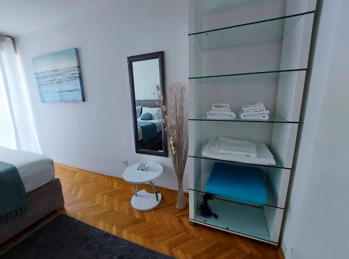 Lindy Apartment *