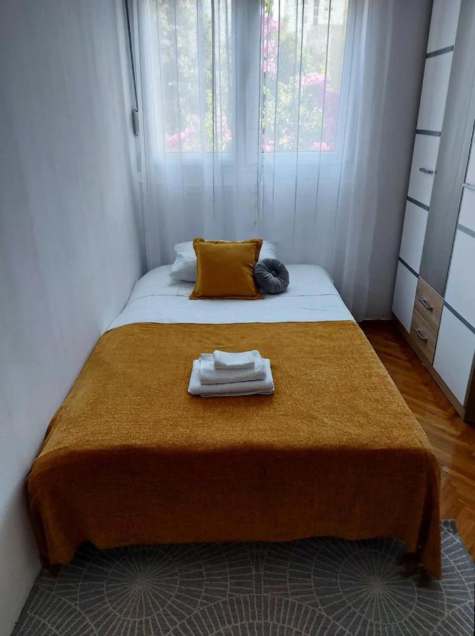 Lindy Apartment