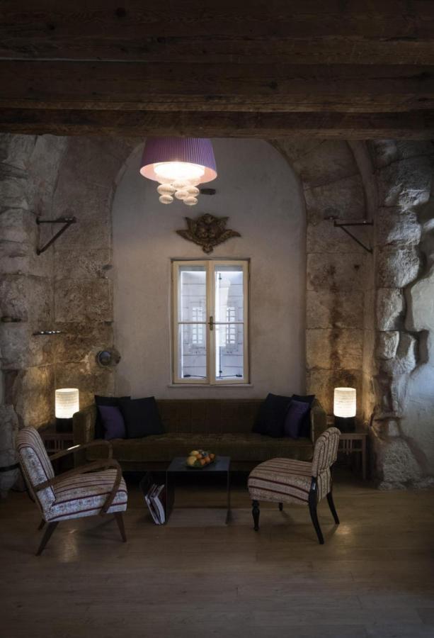 La Divine- Captured By History Inside Palace Loft *