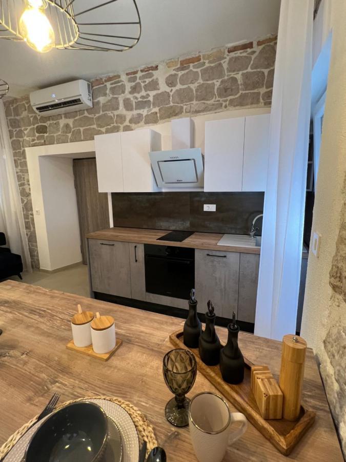 Place * Split