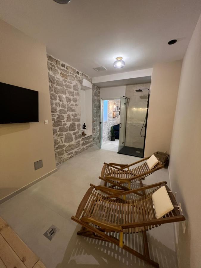 Apartment Place