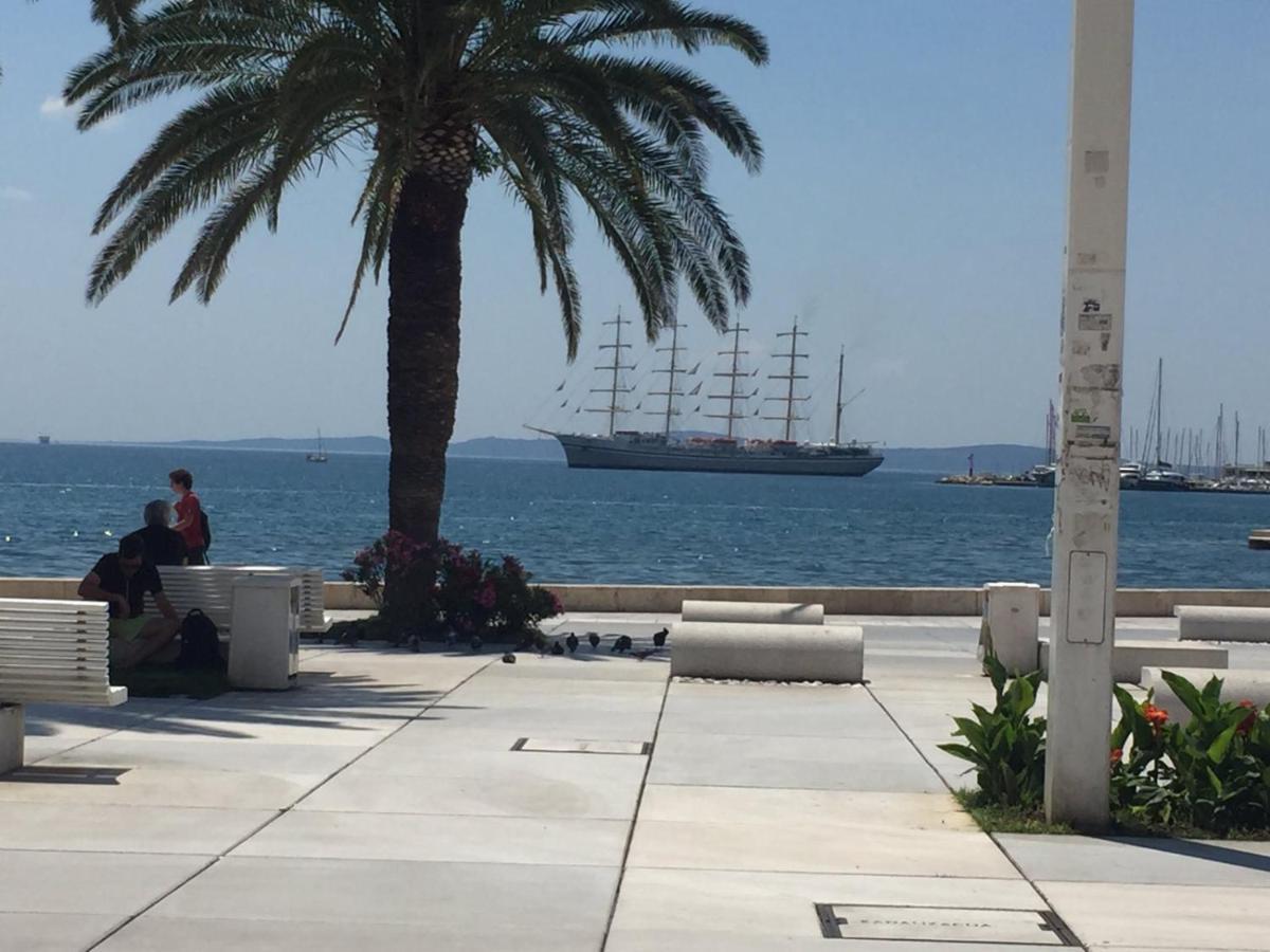 Apartman Marimar, Beachfront 1st Row Split