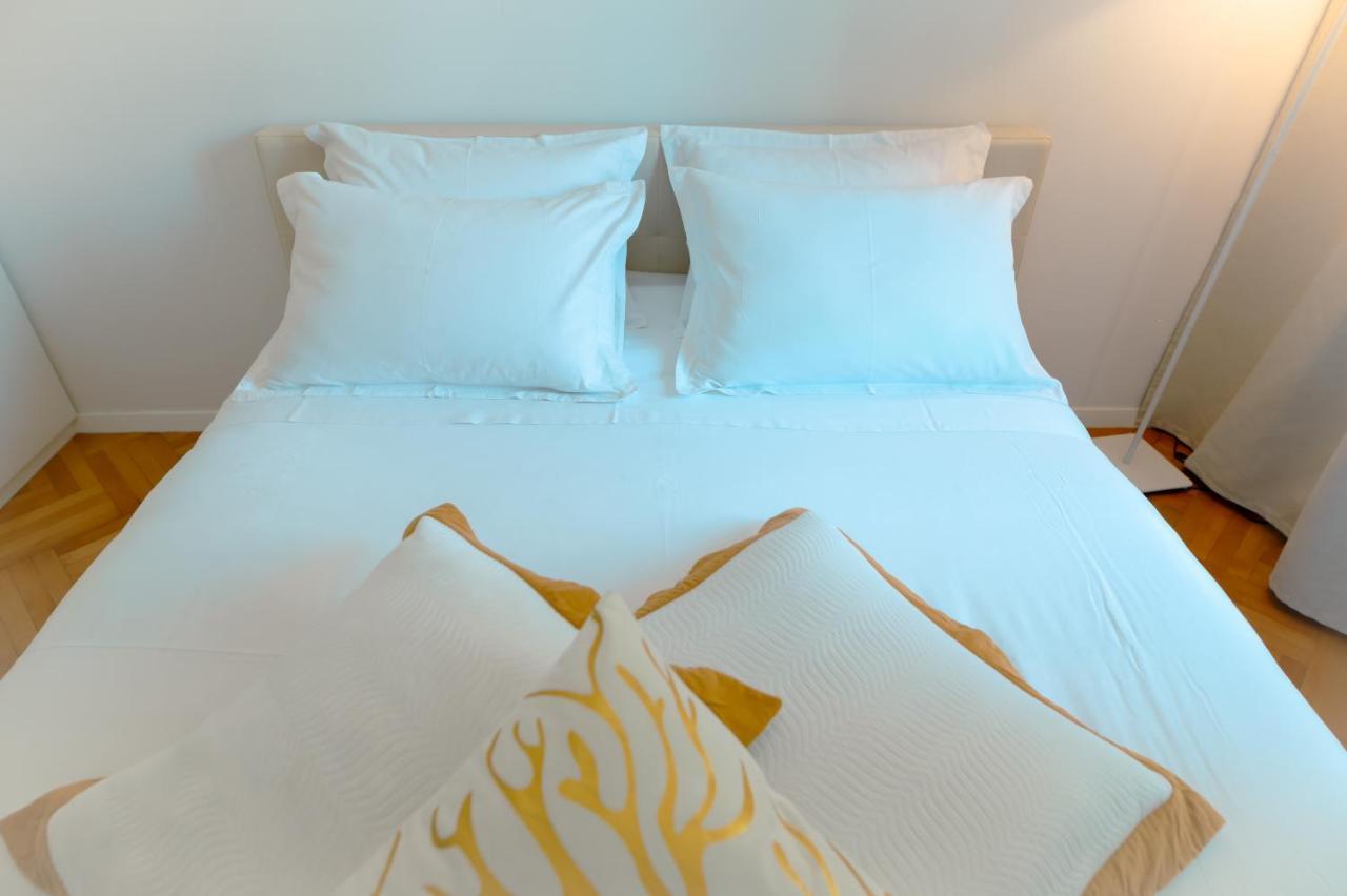 Apartment Franco's Spacious - Great Location *