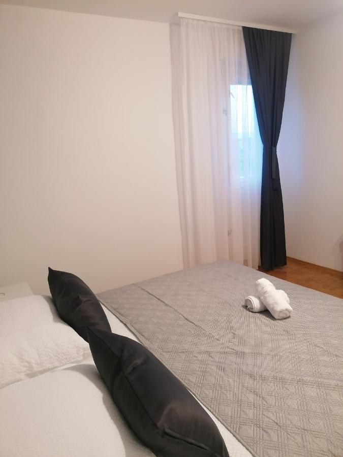 Karla Apartment *