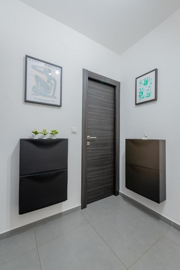 Spacious Rocky With Balcony Appartement *