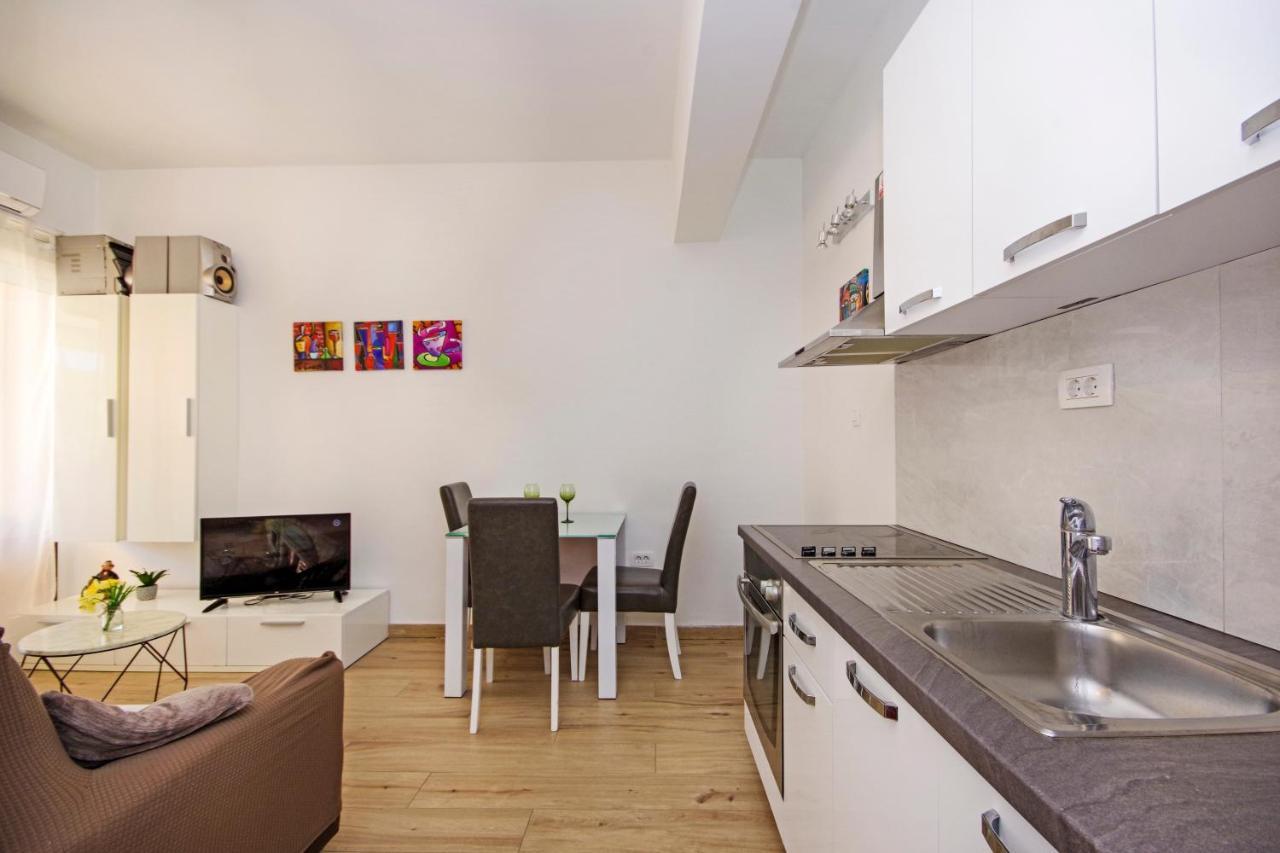 Holiday House Apartman