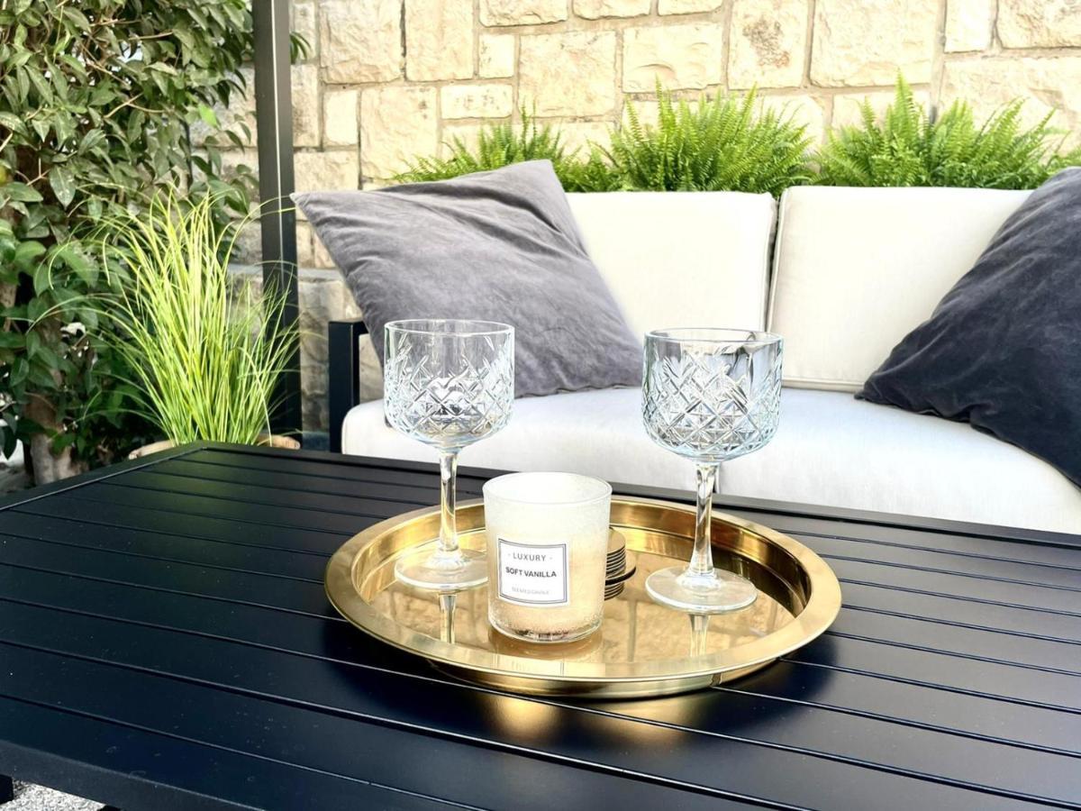 Apartment Lux Garden Luxury