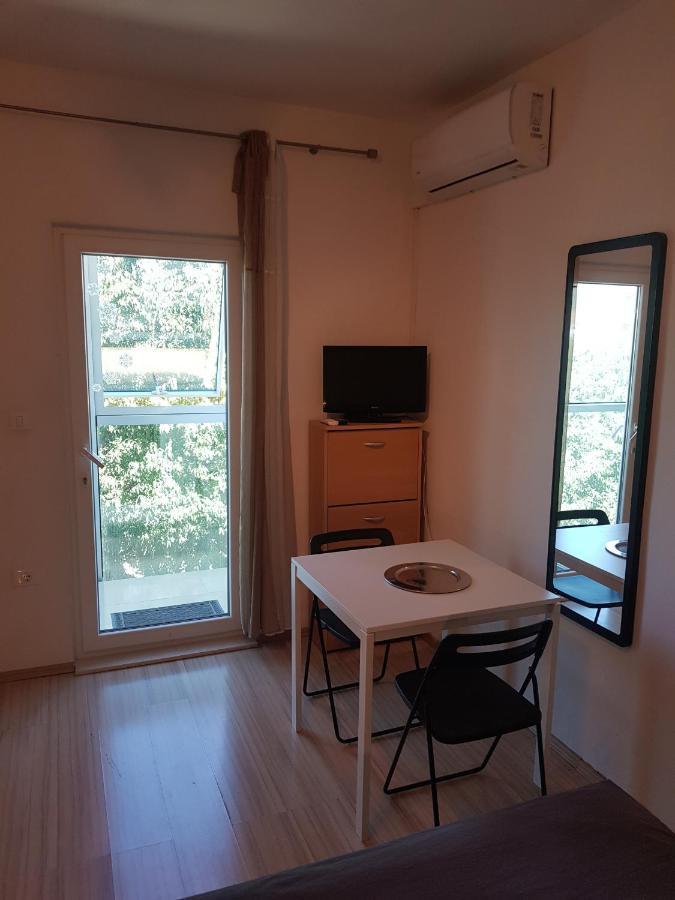 Apartment Mario