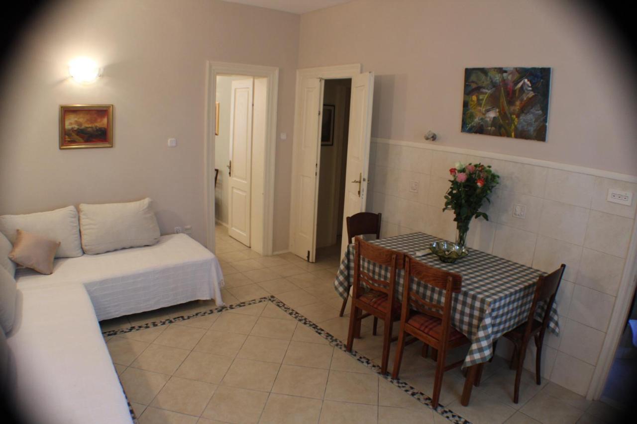 Apartamento Adagio Theatre Split