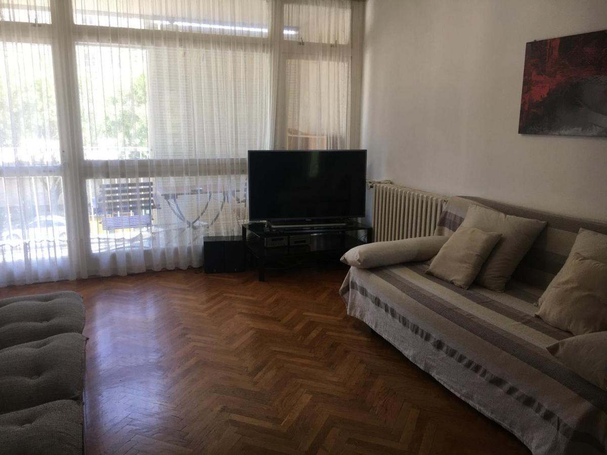 Lucius Apartment *