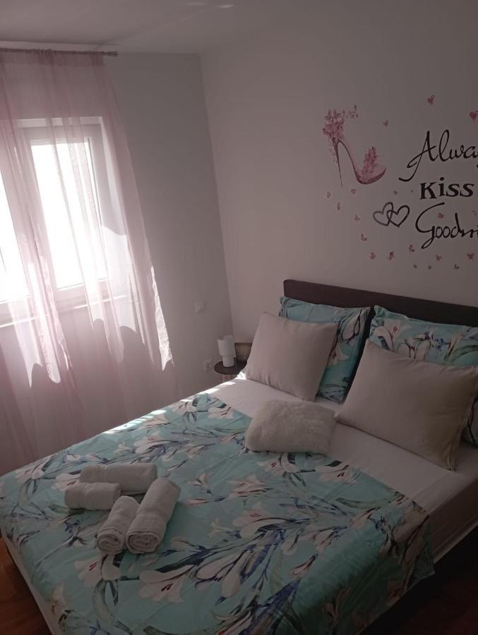 Katie Apartment *