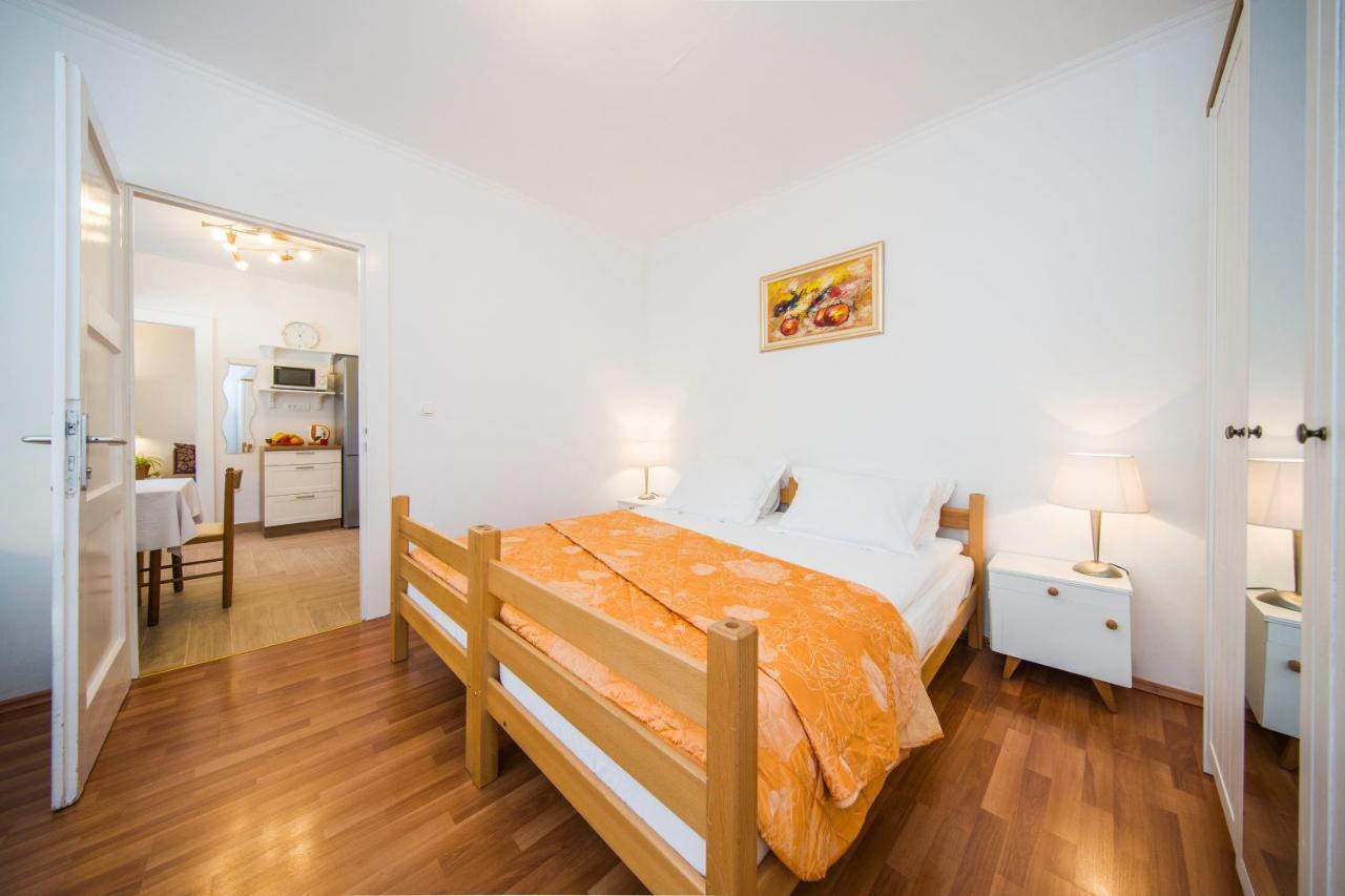 Odrina Apartment *