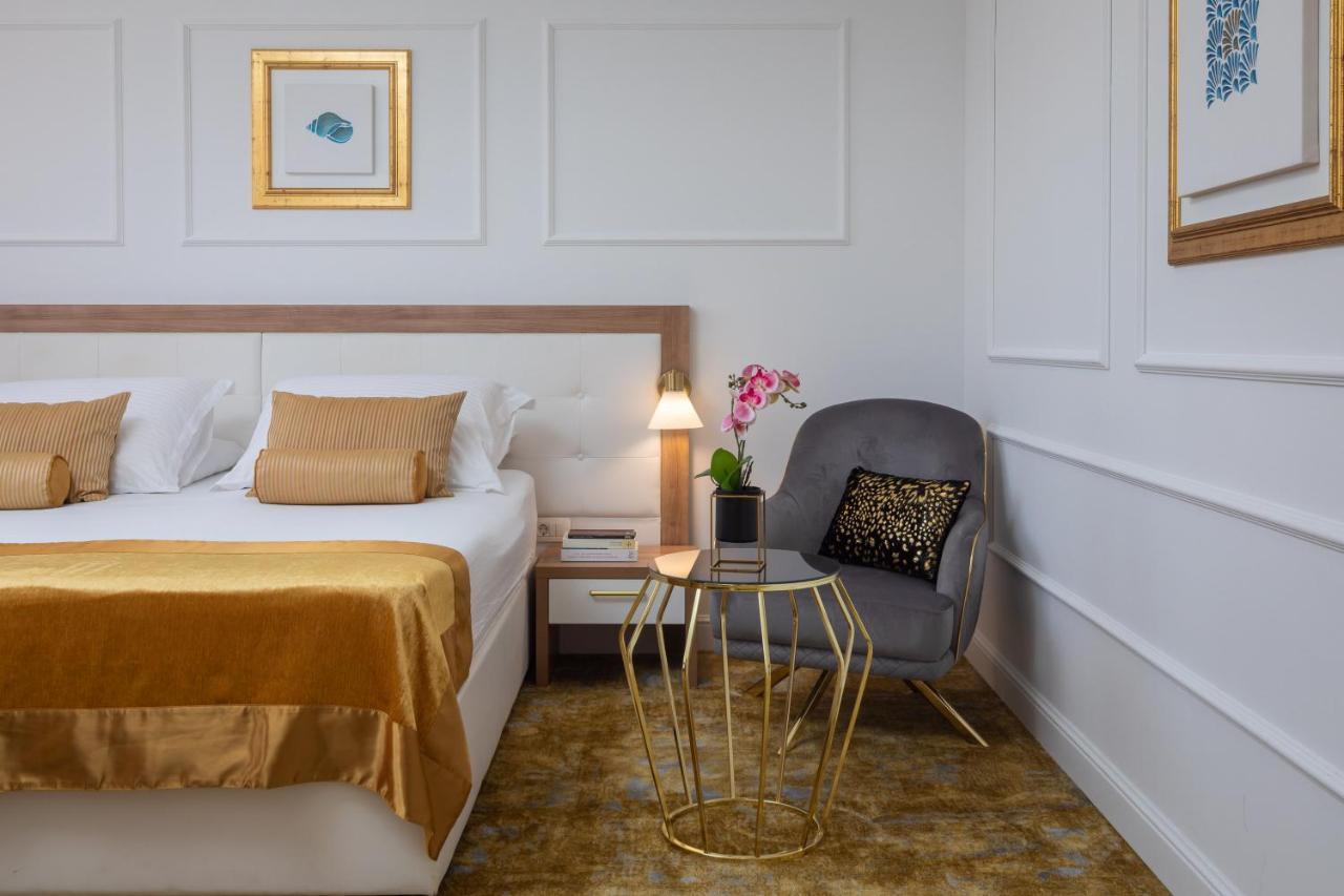 Hotel Corner 4*