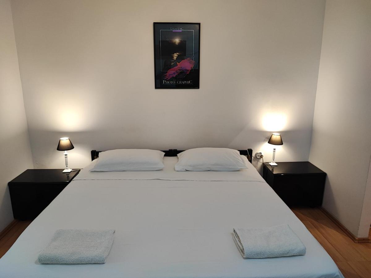 Private Accommodation Raspudic * Split