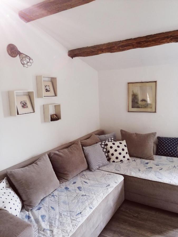 Vintage Art Apartment Split