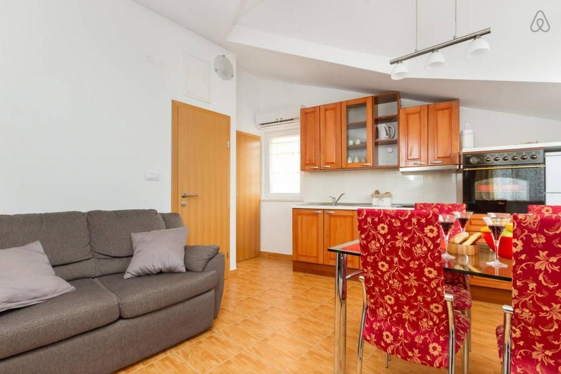 Holiday House Apartman