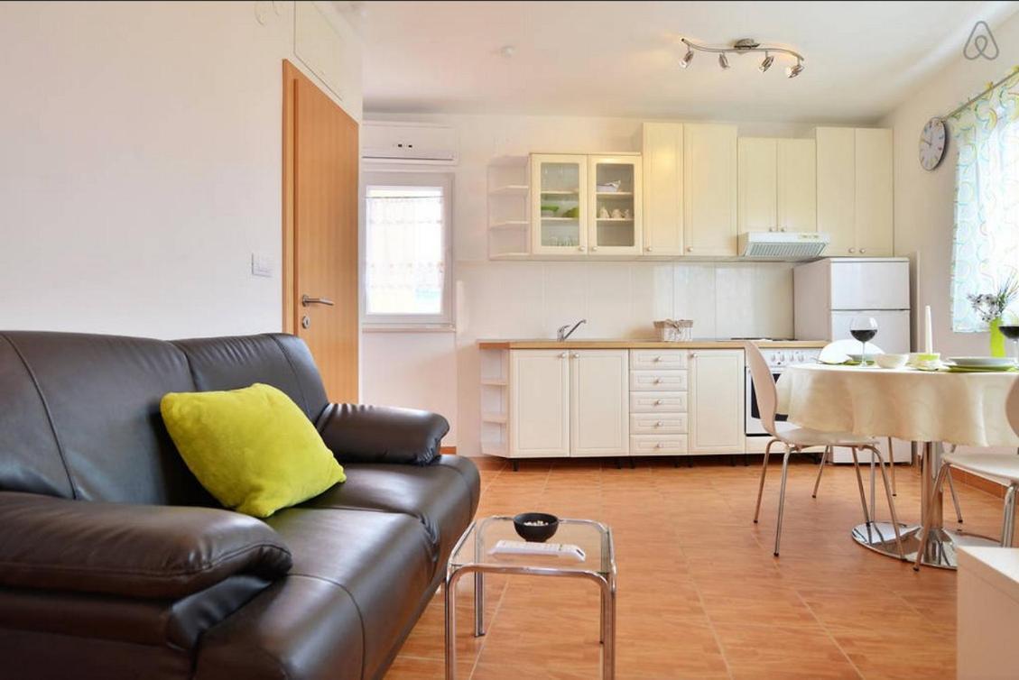 Apartman Holiday House *