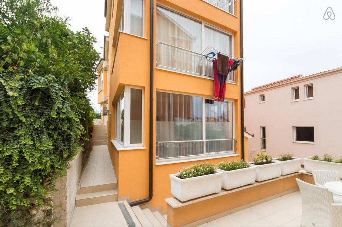 Apartman Holiday House *