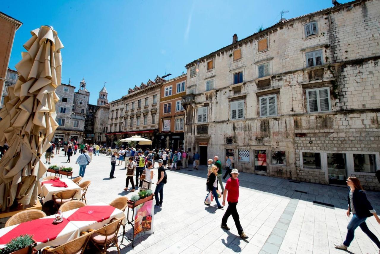 Zenta With Terrace And Sea View, 4 Min Walk To The Split