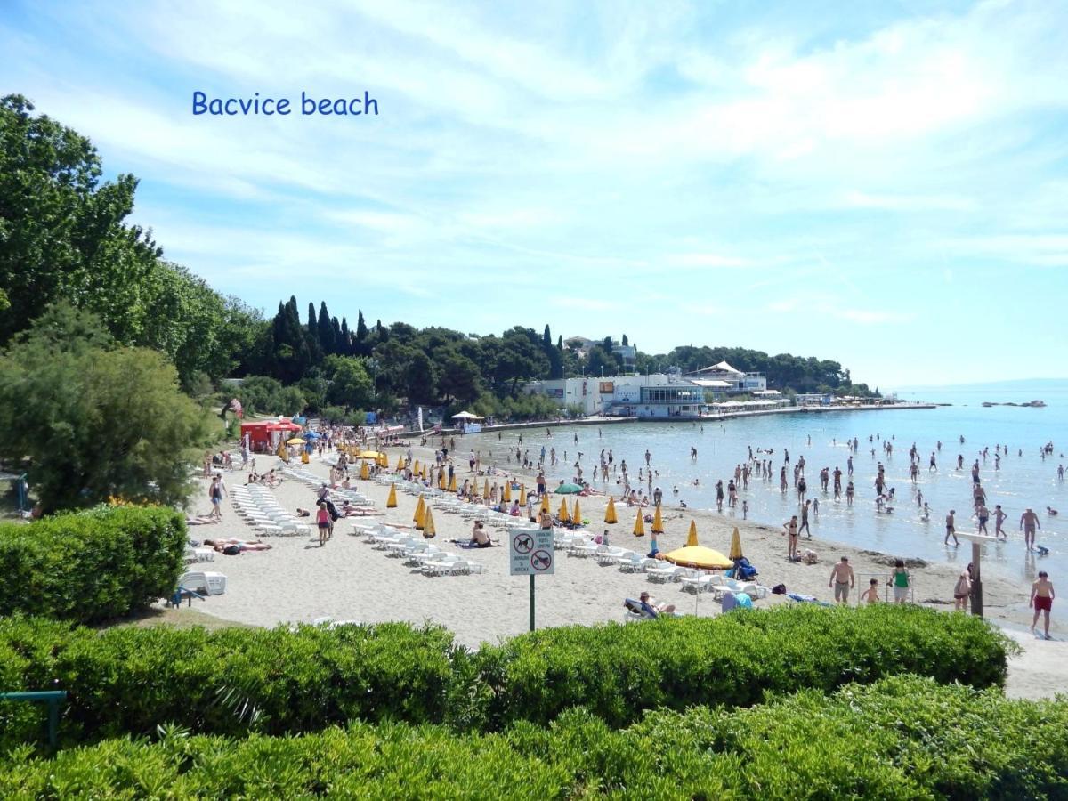 Zenta With Terrace And Sea View, 4 Min Walk To The Apartamento Split