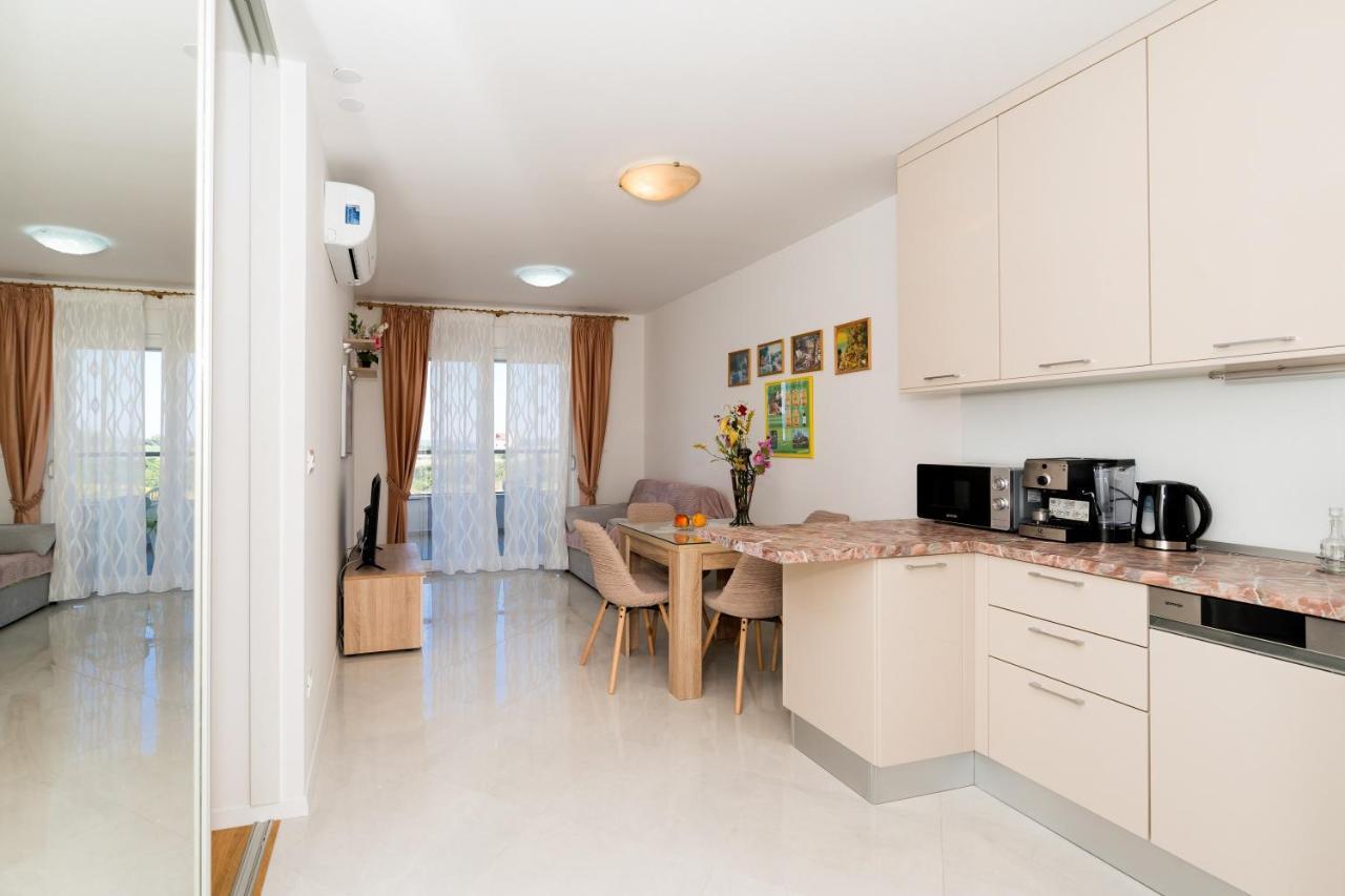 Modern Sirobuja Apartamento Split
