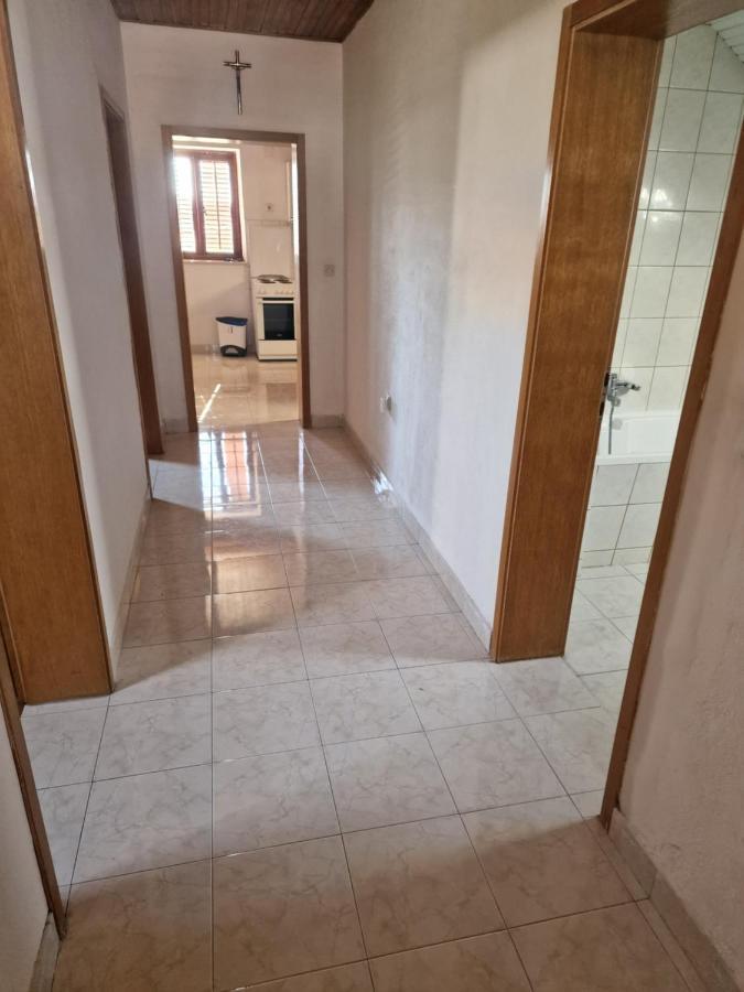Apartment Ivana *