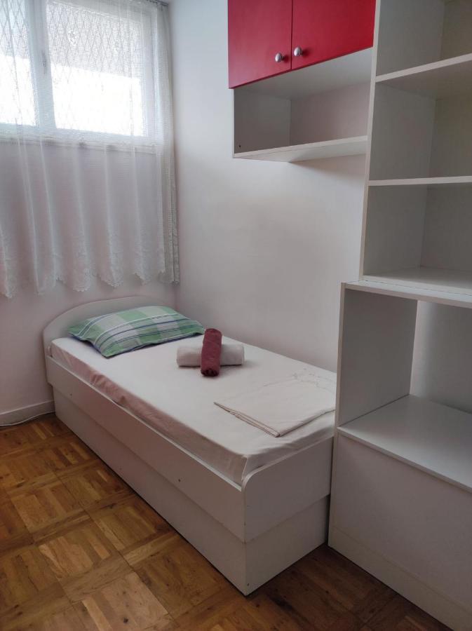 Apartment Lara