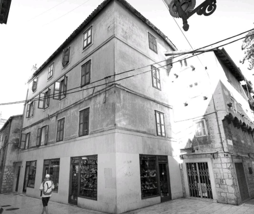 Gold Luxury Guest house 4*