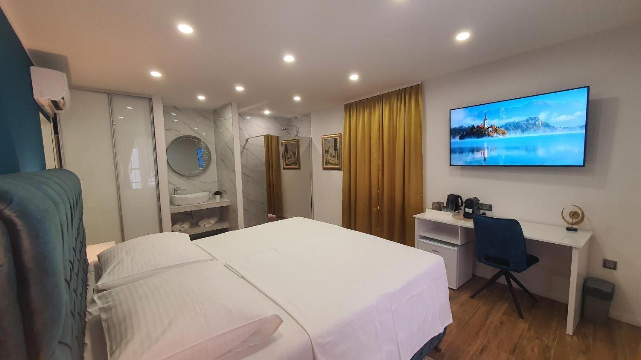 Guest house Gold Luxury Split