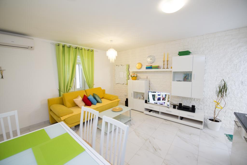 Dea Apartment