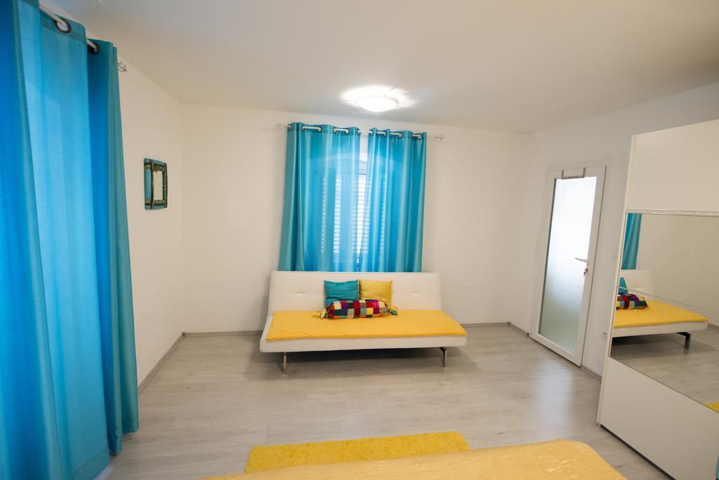Dea Apartment *