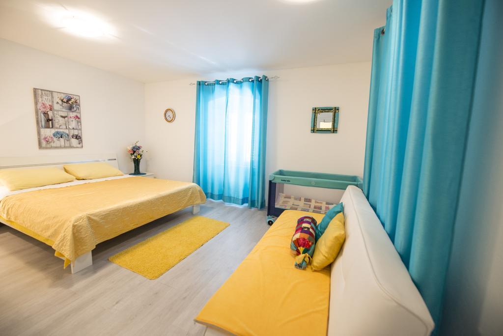 Apartment Dea Split