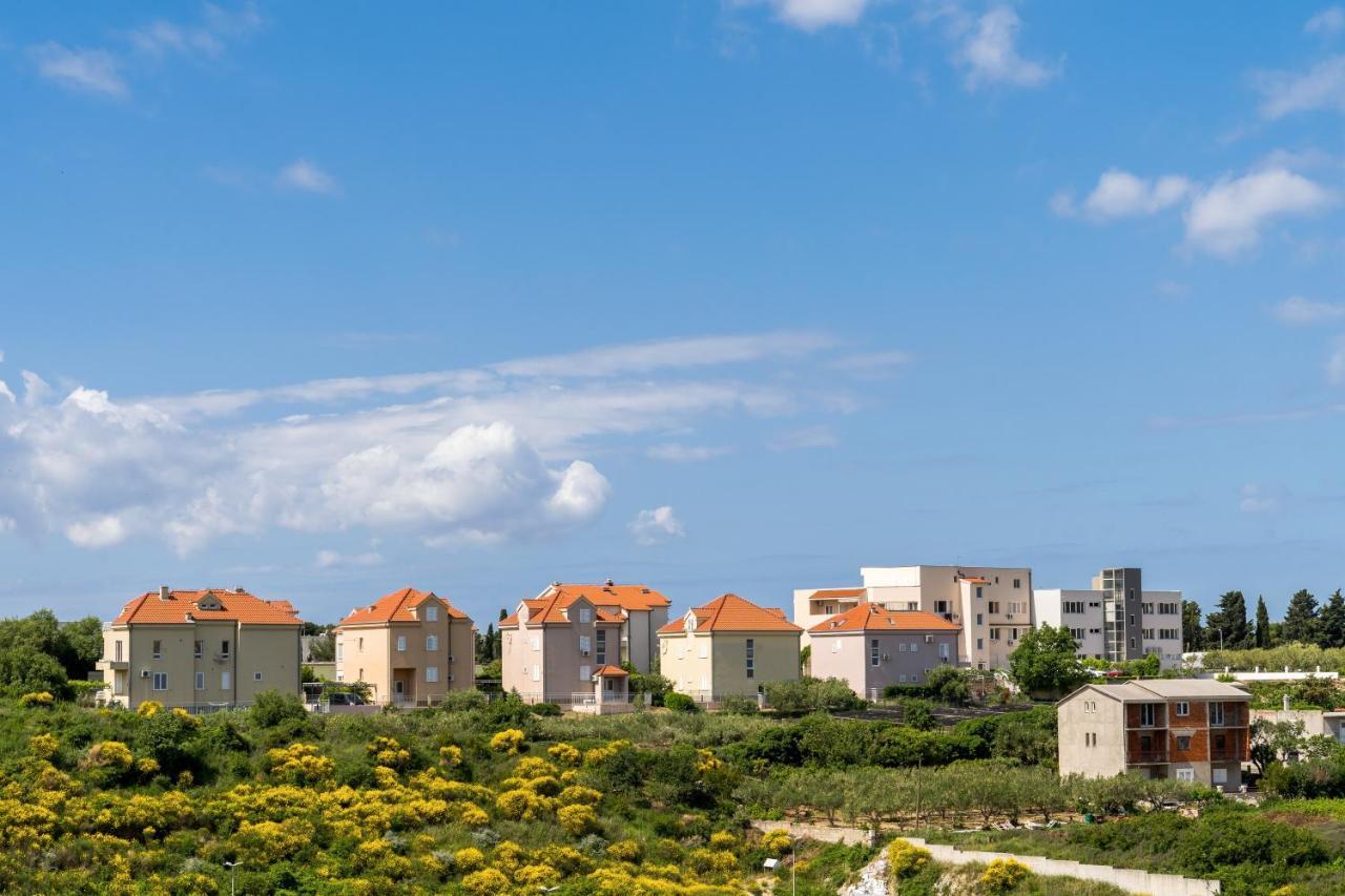 Modern Sirobuja Apartamento