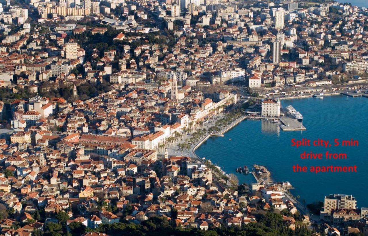 Modern Sirobuja Split