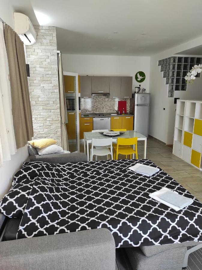 White Pigeon Apartment Split