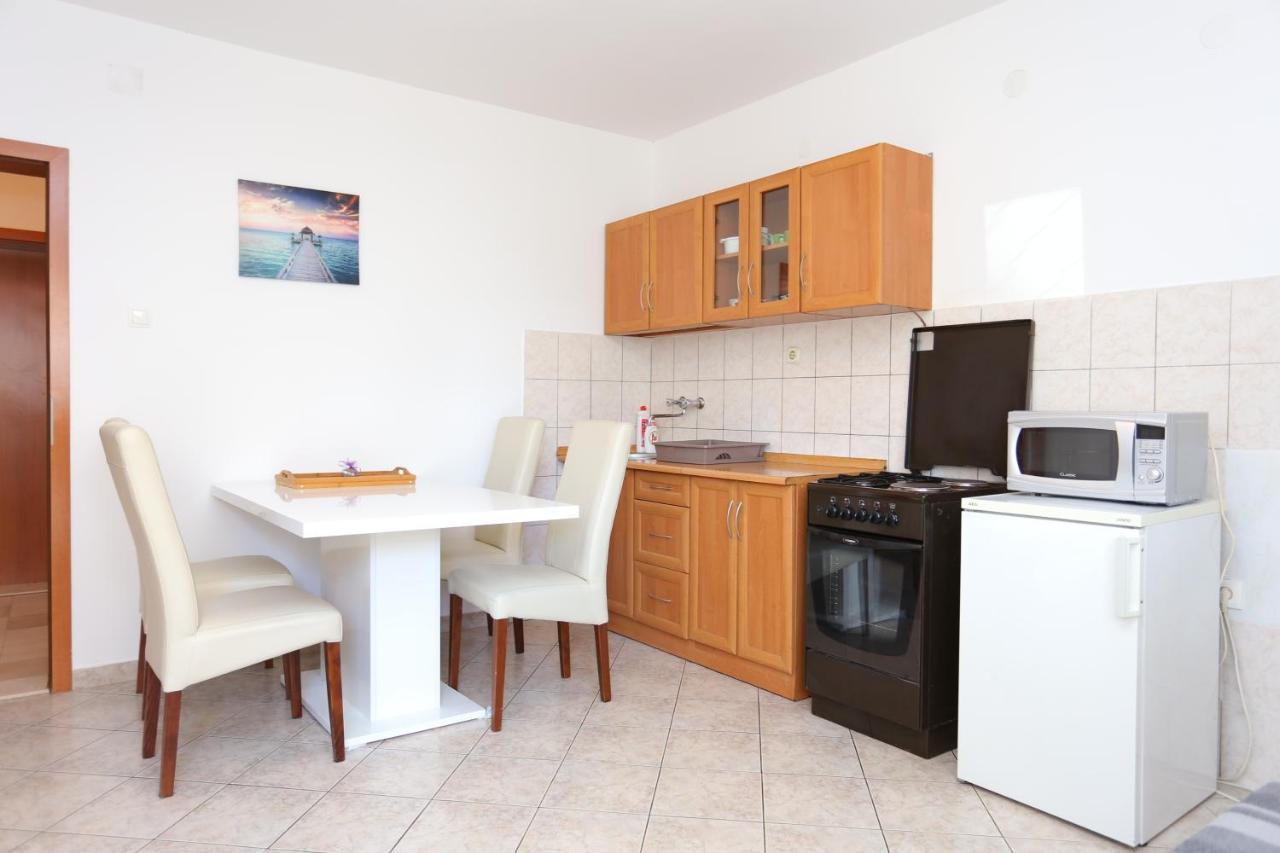 Apartment With A Parking Space - 11518