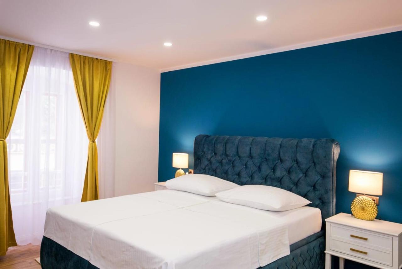 Gold Luxury Guest house